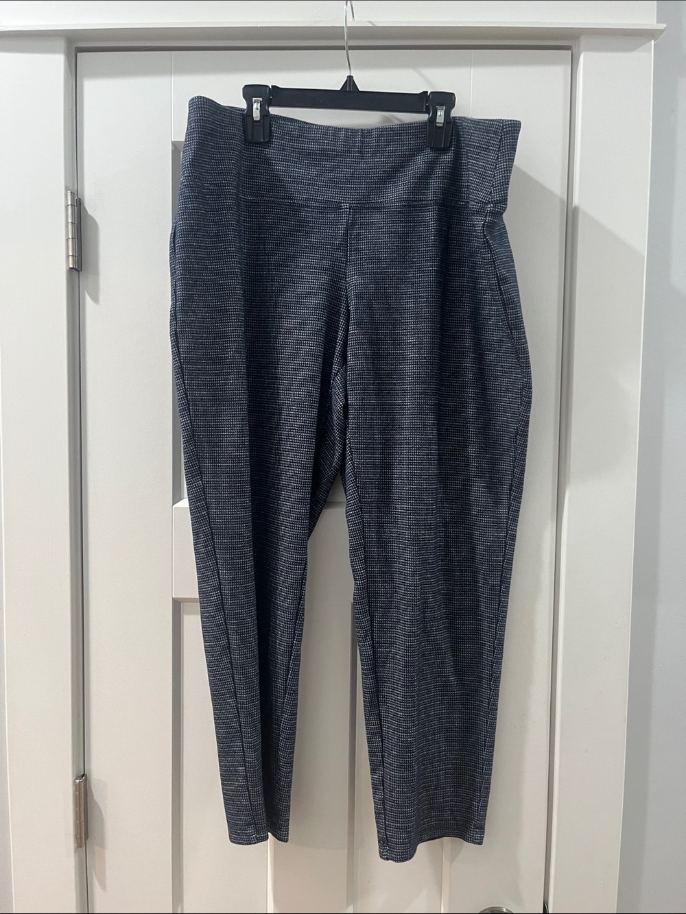 J.Jill Wearever Collection Navy Textured Cropped Leggings Large EUC Office